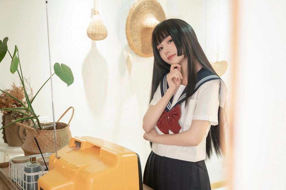 来看喵小吉花絮在线最新分享的cosplay照片，感受别样风情